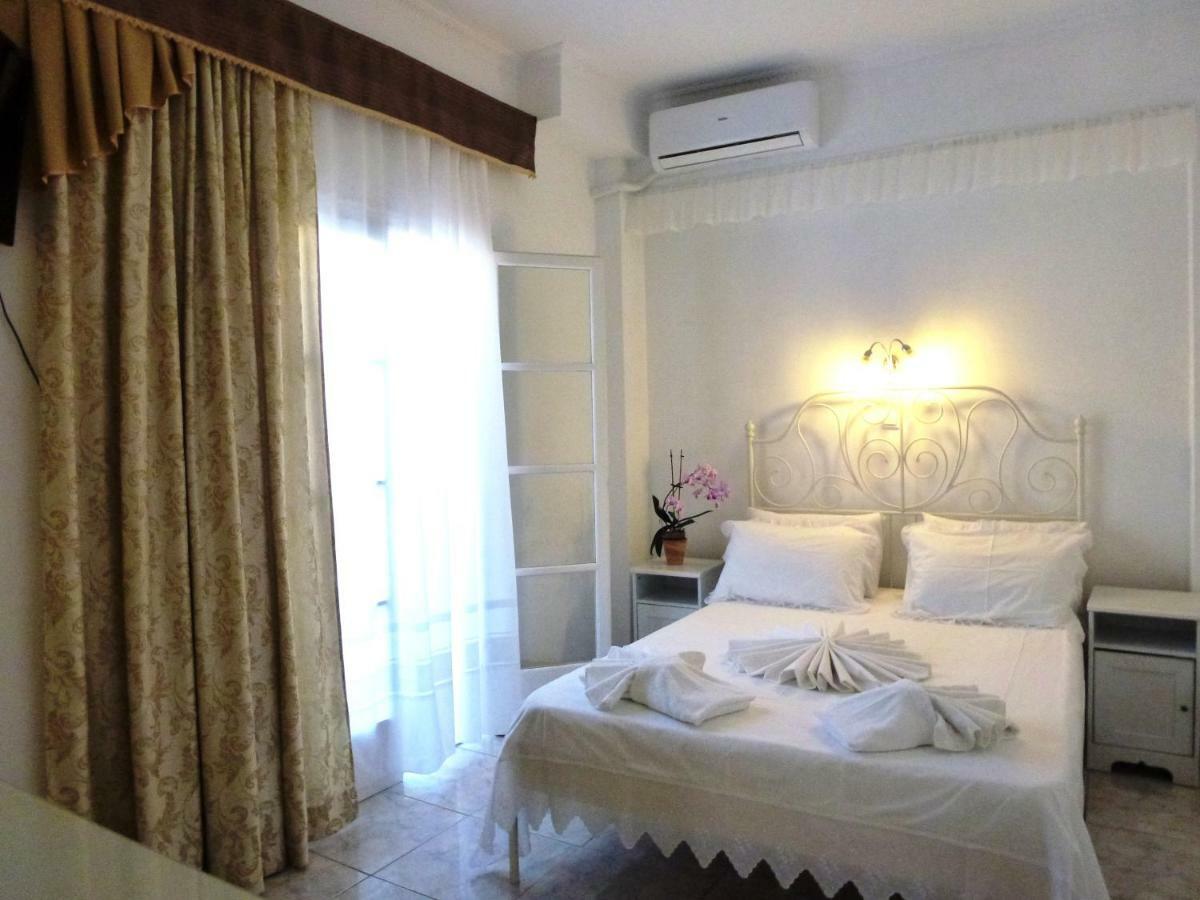 Bougainvillea Suites Kamari  Luaran gambar