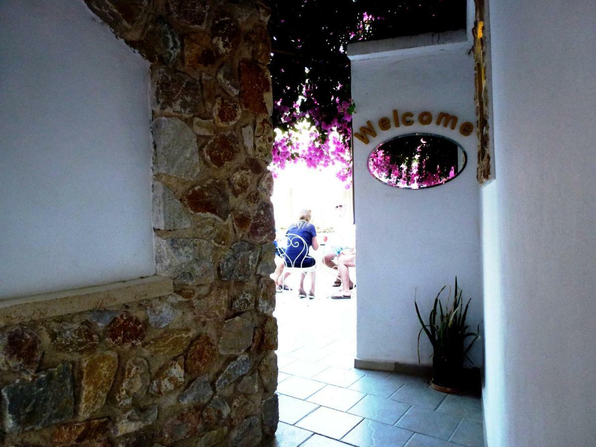 Bougainvillea Suites Kamari  Luaran gambar