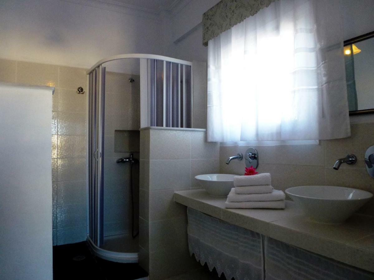 Bougainvillea Suites Kamari  Luaran gambar