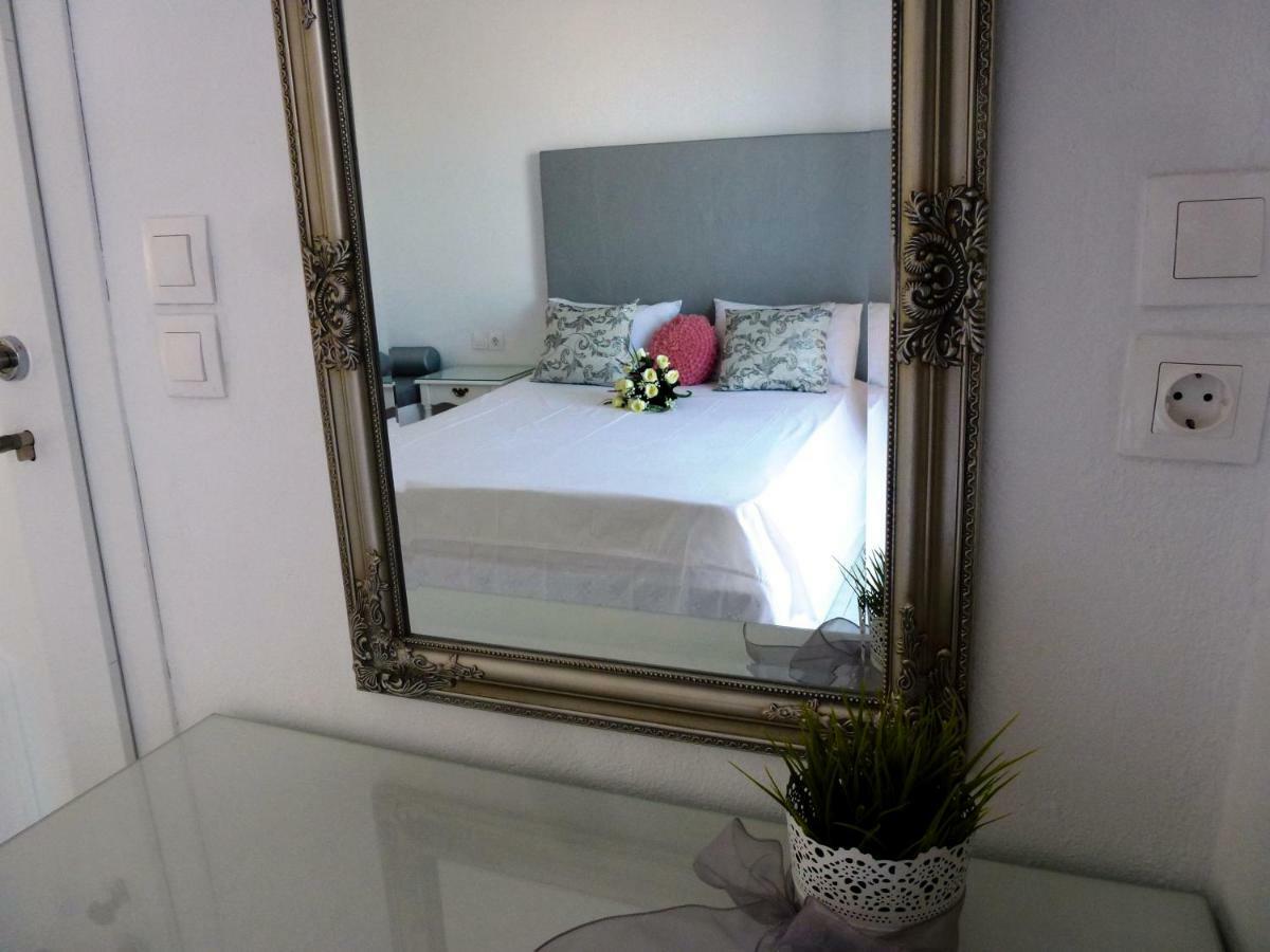 Bougainvillea Suites Kamari  Luaran gambar