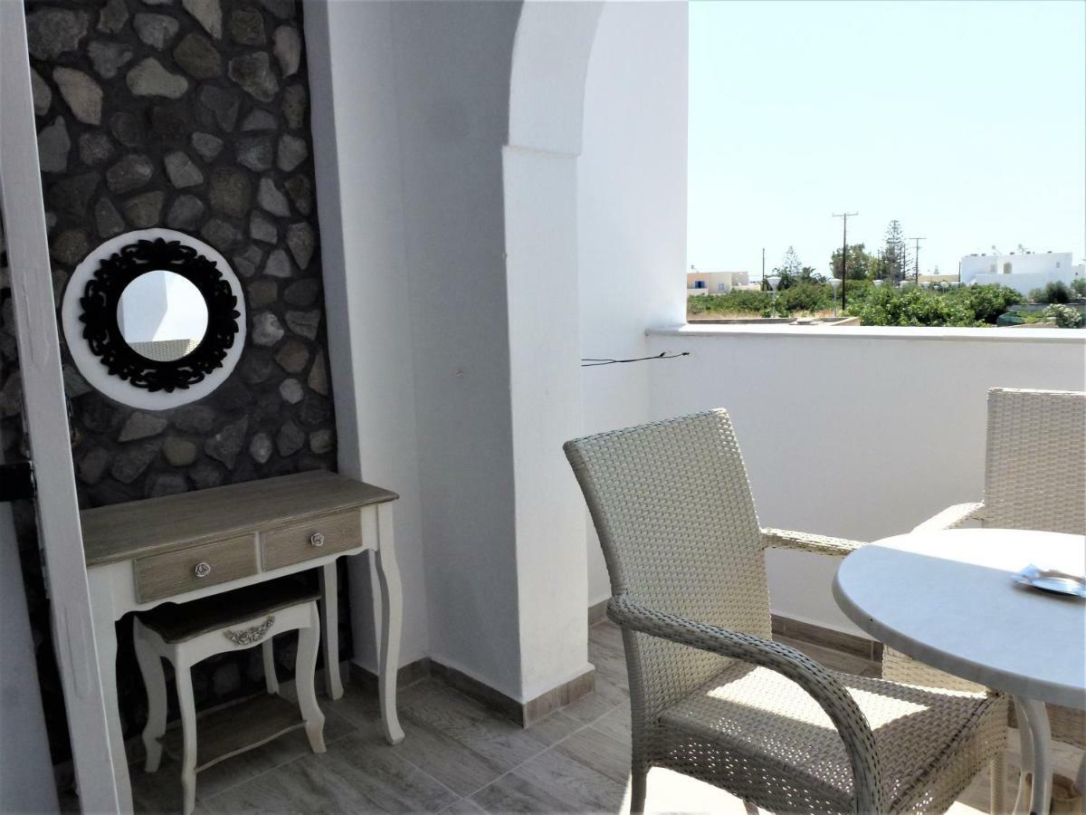 Bougainvillea Suites Kamari  Luaran gambar